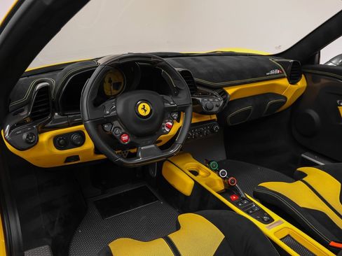 Certified 2015 Ferrari 458 Speciale A image 2