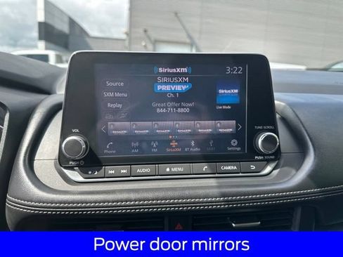 Used 2024 Nissan Rogue SV AWD/4WD image 26