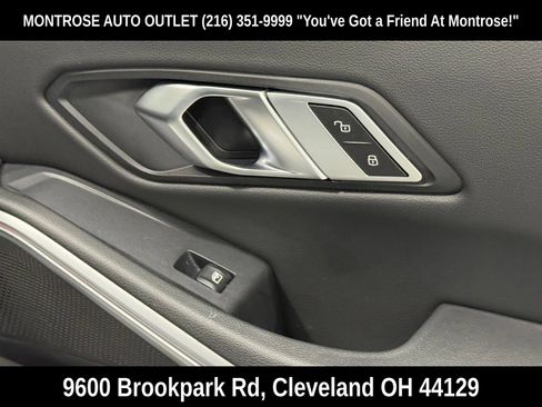 Used 2023 BMW 330i xDrive Sedan AWD/4WD image 48