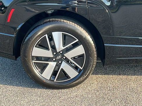 New 2026 Hyundai Ioniq 9 SEL AWD/4WD image 9
