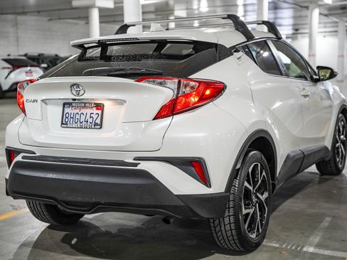 Certified 2019 Toyota C-HR XLE image 11