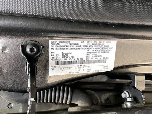 Used 2015 Ford Focus SE image 35