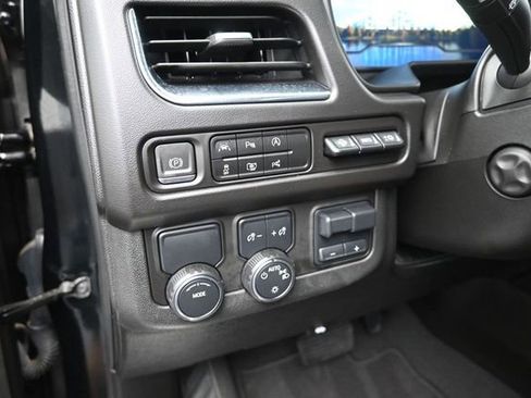 Used 2023 Chevrolet Tahoe High Country w/ Advanced Technology Package RWD image 13