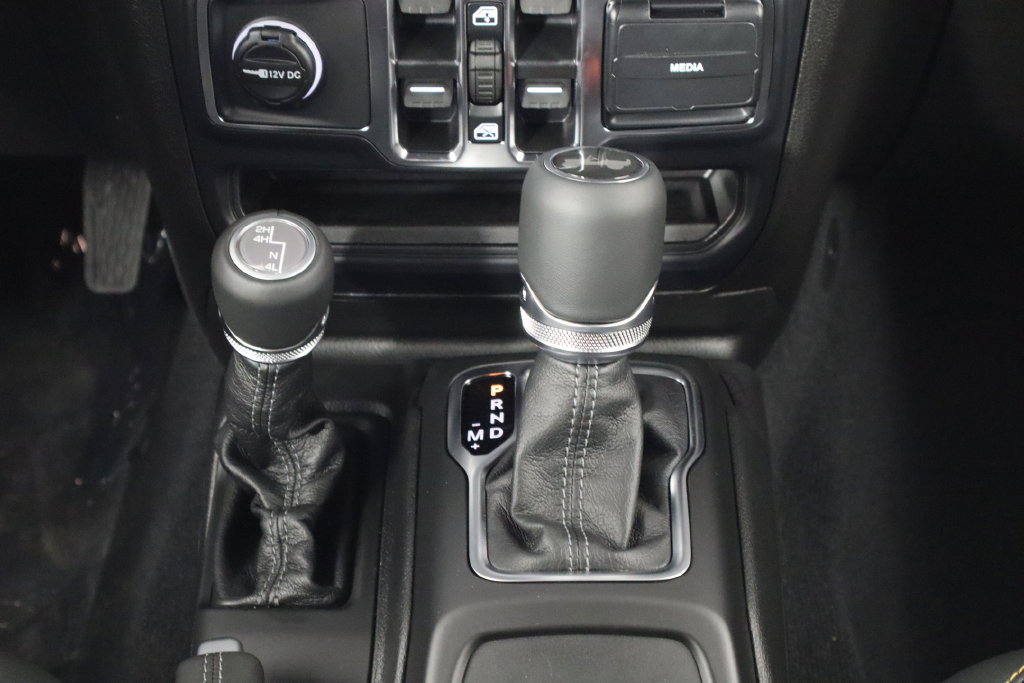 New 2027 Jeep Wrangler Unlimited Sahara AWD/4WD image 29