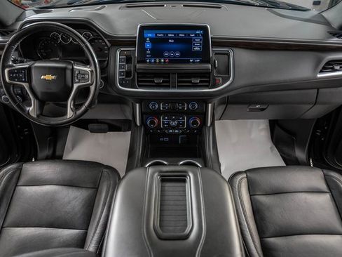 Used 2021 Chevrolet Tahoe LT w/ LT Signature Package image 24