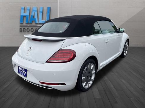 Used 2019 Volkswagen Beetle 2.0T SE FWD image 13