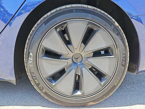 Used 2025 Tesla Model 3 RWD image 12