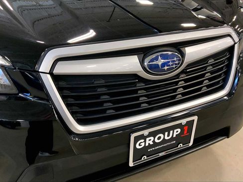 Used 2019 Subaru Forester Premium w/ All-Weather Package image 31