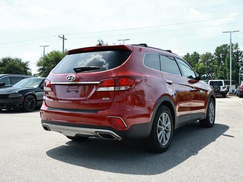 Used 2018 Hyundai Santa Fe SE AWD/4WD image 6