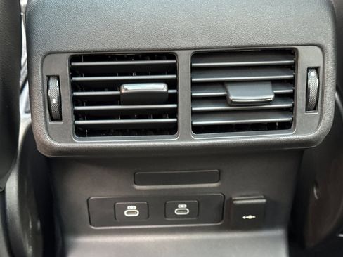 Certified 2025 Land Rover Range Rover Velar Dynamic SE image 13