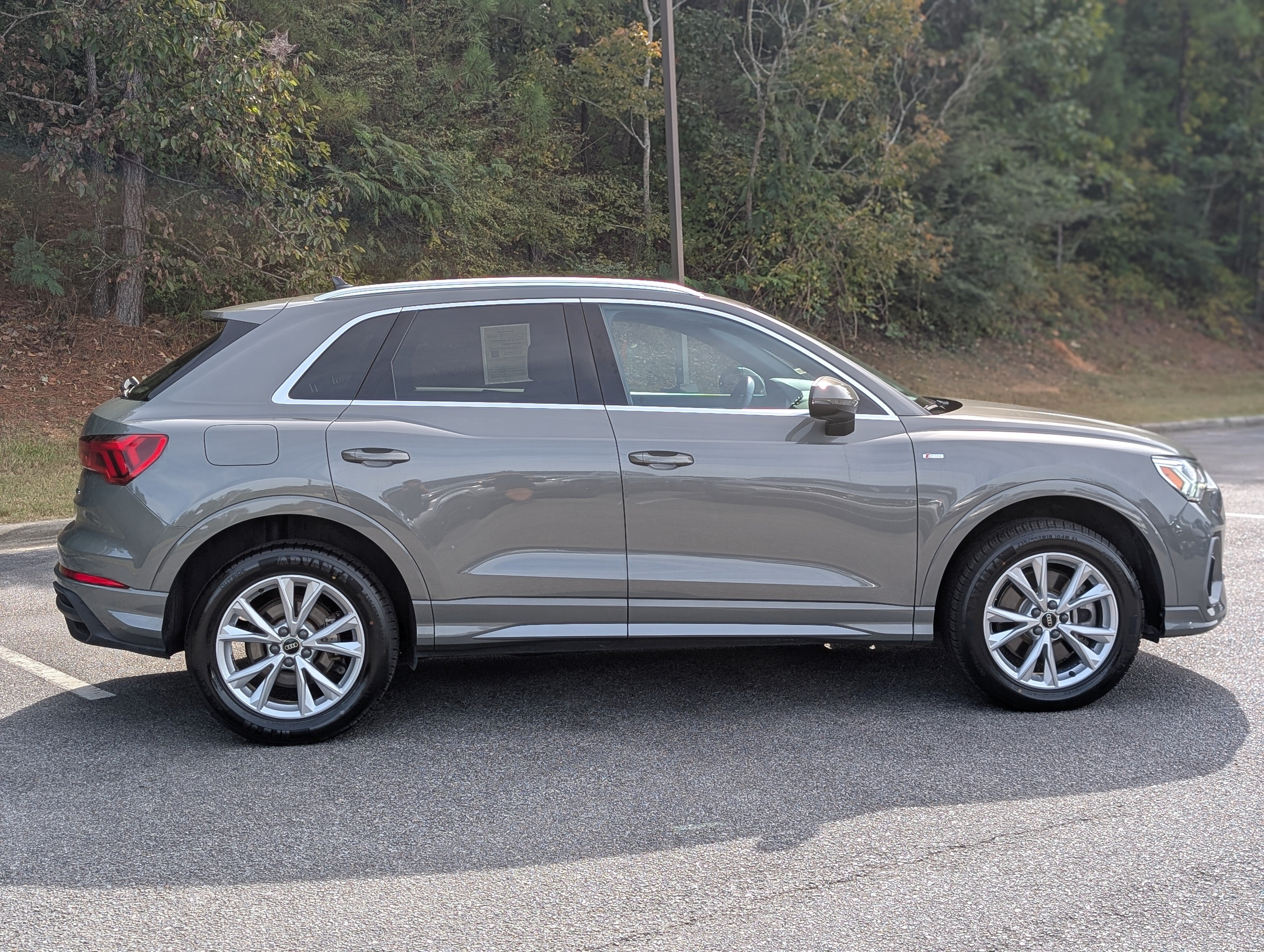 Used 2024 Audi Q3 2.0T Premium AWD/4WD image 10