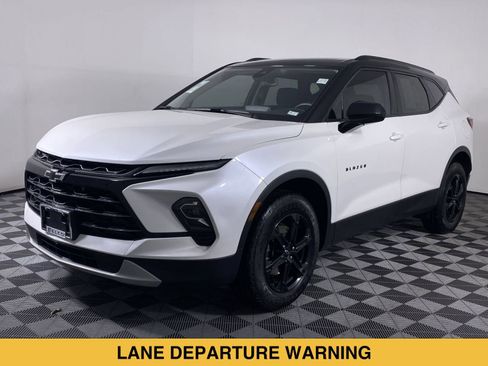 Certified 2023 Chevrolet Blazer LT w/ Midnight/Sport Edition FWD image 16