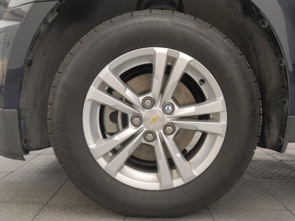 Used 2017 Chevrolet Equinox LS FWD image 31