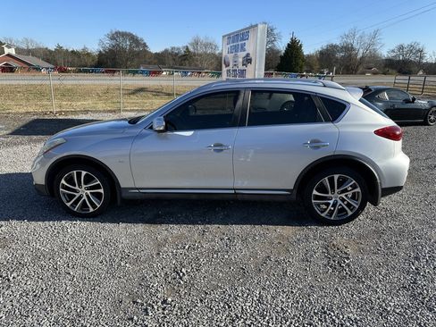 Used 2016 INFINITI QX50 2WD w/ Deluxe Touring Package image 8