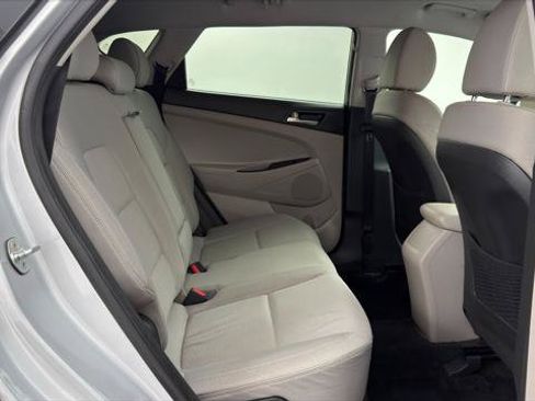 Used 2019 Hyundai Tucson SE FWD image 19