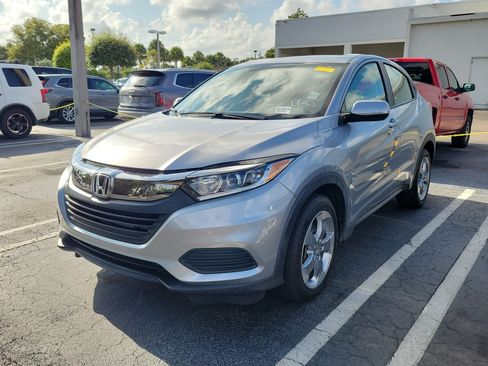 Certified 2022 Honda HR-V LX image 3