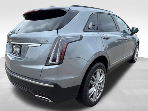 Certified 2023 Cadillac XT5 Sportv w/ Technology Package AWD/4WD image 6