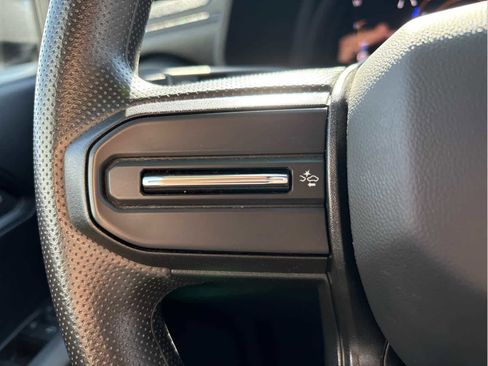 Used 2023 Chevrolet Colorado W/T RWD image 24