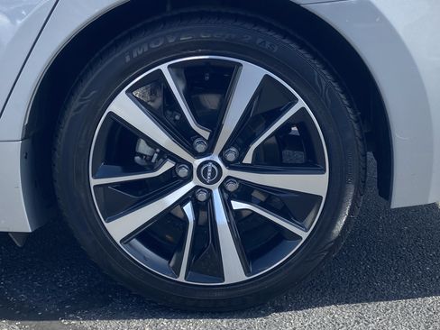 Used 2023 Nissan Maxima SV w/ Floor Mat Group image 7