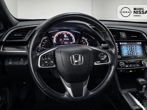 Used 2017 Honda Civic Sport Touring image 9