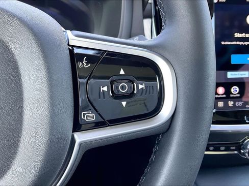 New 2026 Volvo V60 B5 Cross Country Plus w/ Climate Package image 18