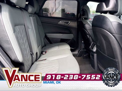 Used 2023 Kia Sportage X-Line w/ X-Line Premium Package AWD/4WD image 18