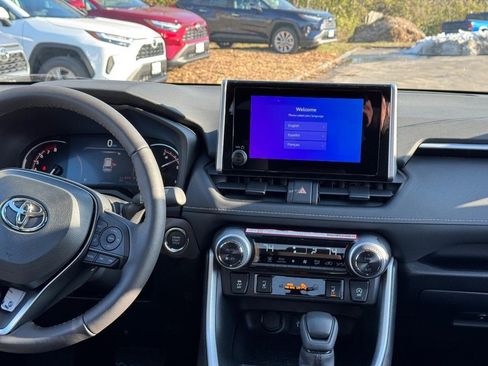 New 2025 Toyota RAV4 XLE image 8