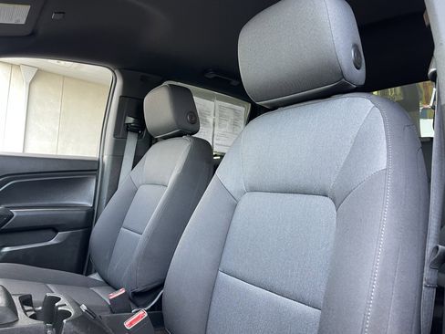 Used 2024 Chevrolet Colorado W/T RWD image 12