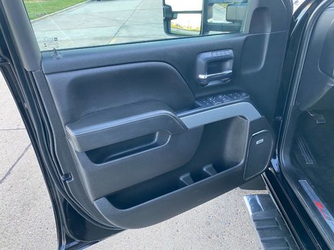 Used 2018 Chevrolet Silverado 2500 LTZ w/ Duramax Plus Package image 8