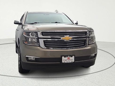 Used 2019 Chevrolet Suburban Premier w/ Max Trailering Package image 2