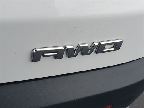 Used 2019 GMC Acadia SLE w/ LPO, Floor Liner Package image 6