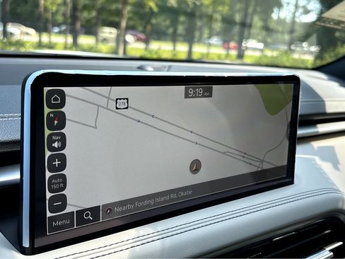 New 2026 Genesis G70 2.5T Prestige image 7