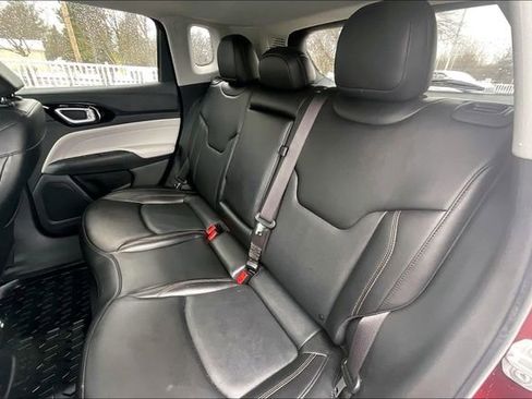 Used 2022 Jeep Compass Limited image 26