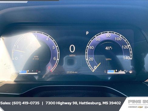 Used 2024 Jeep Grand Cherokee Altitude image 14