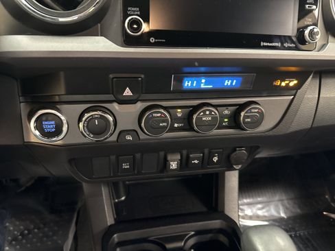 Used 2023 Toyota Tacoma TRD Sport image 34