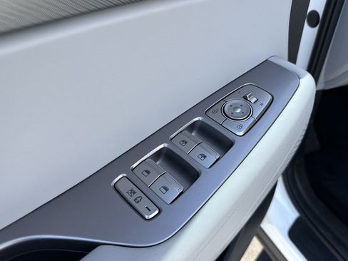 New 2025 Hyundai Palisade SE image 16