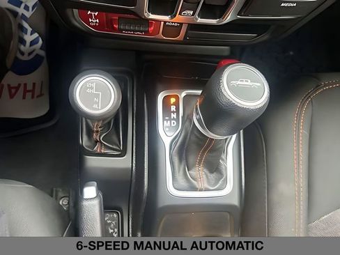 Used 2020 Jeep Gladiator Mojave AWD/4WD image 31