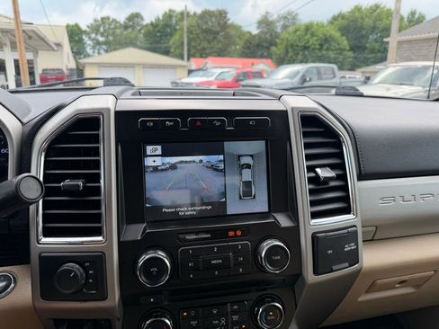 Used 2018 Ford F350 Lariat w/ Lariat Ultimate Package AWD/4WD image 17