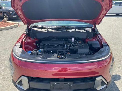 Used 2025 Hyundai Kona SEL AWD/4WD image 21