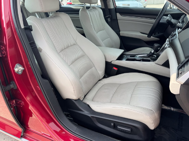 Used 2018 Honda Accord EX-L image 11