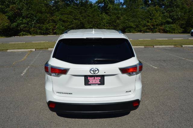 Used 2015 Toyota Highlander XLE FWD image 10