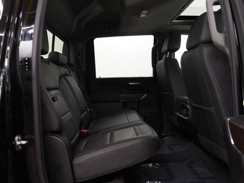 Used 2021 GMC Sierra 2500 Denali w/ Denali Ultimate Package image 13