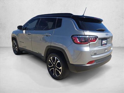 Used 2024 Jeep Compass Limited w/ Sun and Sound Group AWD/4WD image 7