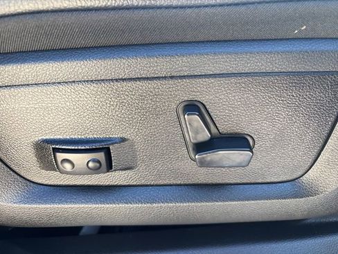 Used 2024 RAM 2500 Laramie image 19