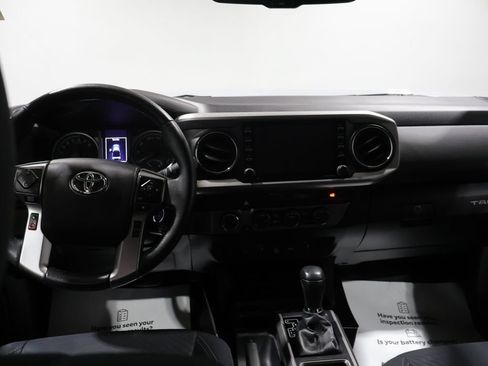 Used 2021 Toyota Tacoma SR5 w/ Trail Edition AWD/4WD image 17