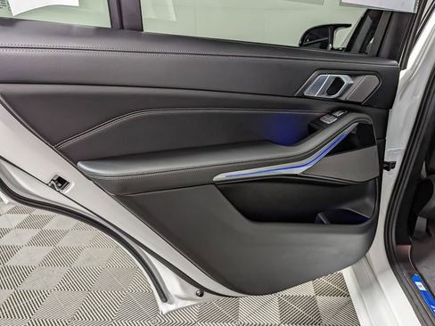 Certified 2025 BMW X7 M60i w/ Executive Package image 50