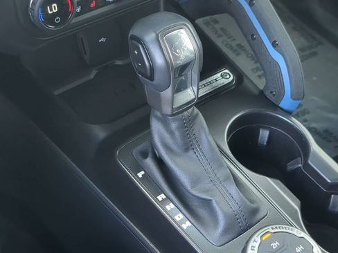 Used 2023 Ford Bronco Wildtrak image 36