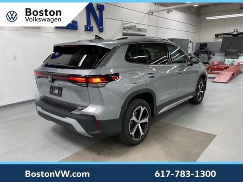 New 2026 Volkswagen Tiguan SE image 4