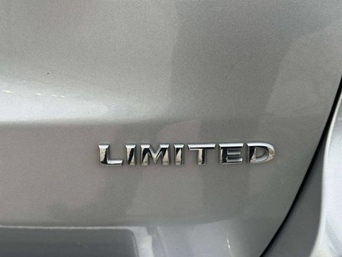 Used 2015 Jeep Grand Cherokee Limited image 15