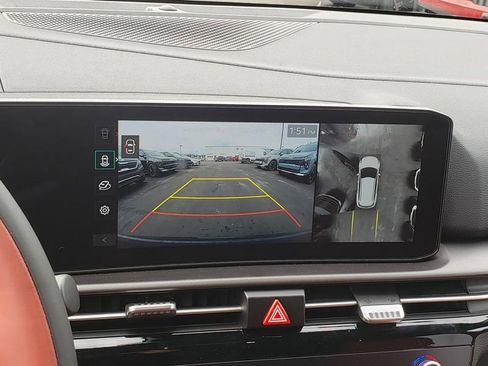 New 2026 Kia Sportage SX image 12